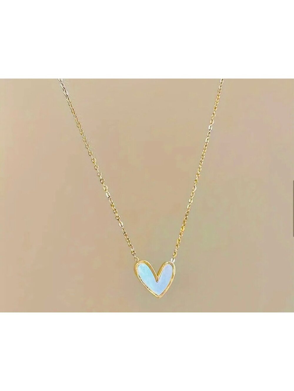 New - Unique - White Heart Pendant Necklace